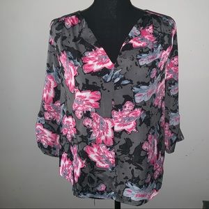 AQUA Gray with Pink Flowers Blouse Size Small